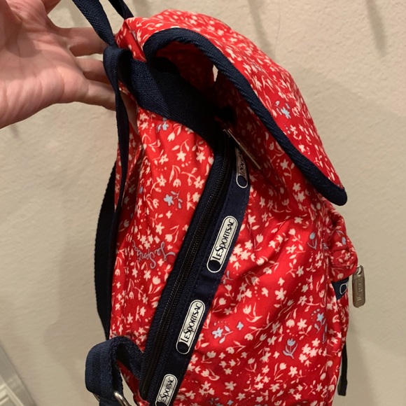 Lesportsac Backpack 🎒 - Picture 5 of 6